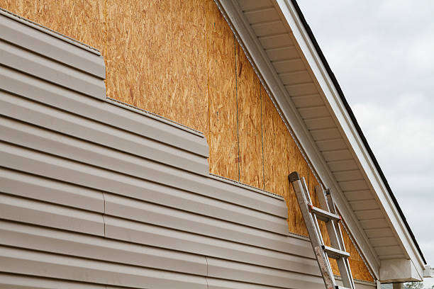 24/7 Emergency Siding experts in Fayetteville, OH
